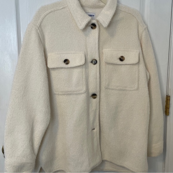 White/cream shacket/coat with pockets - Picture 1 of 8